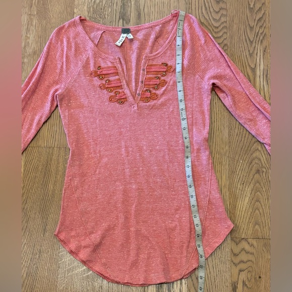Free People We The Free Womens M Henley Pink Long Slv Stretch Shabby Waffle - Picture 6 of 7